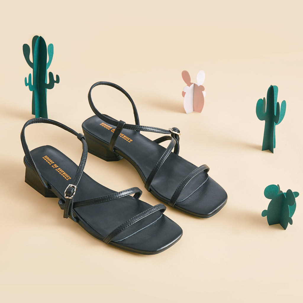 Ladies'  Sheep Skin Strap Flat Sandal 5770 Black - Designer Shoes | 香港 House of Avenues 女Ã?
