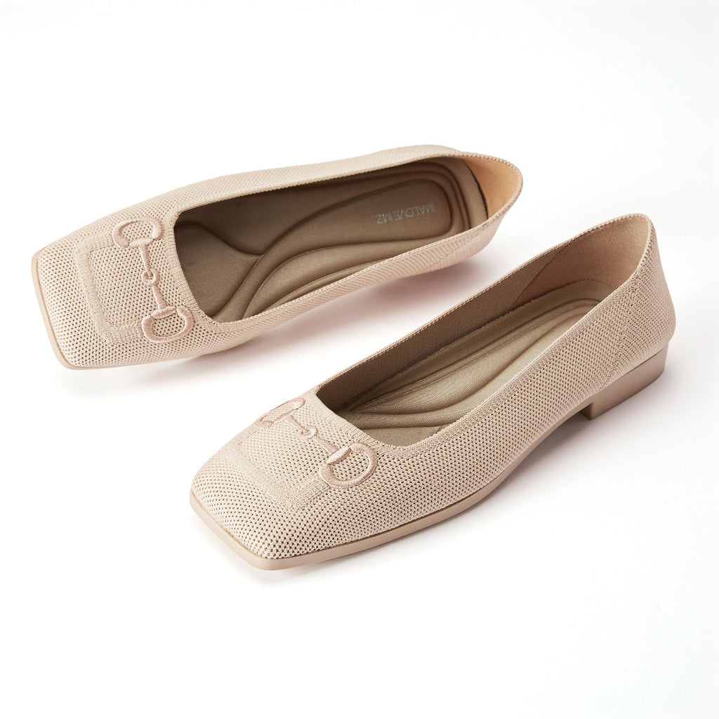 Malove Ladies' Saddle Buckle Embroidered Flats 5811 Beige - Designer Shoes | 香港 House of Avenues 女Ã?