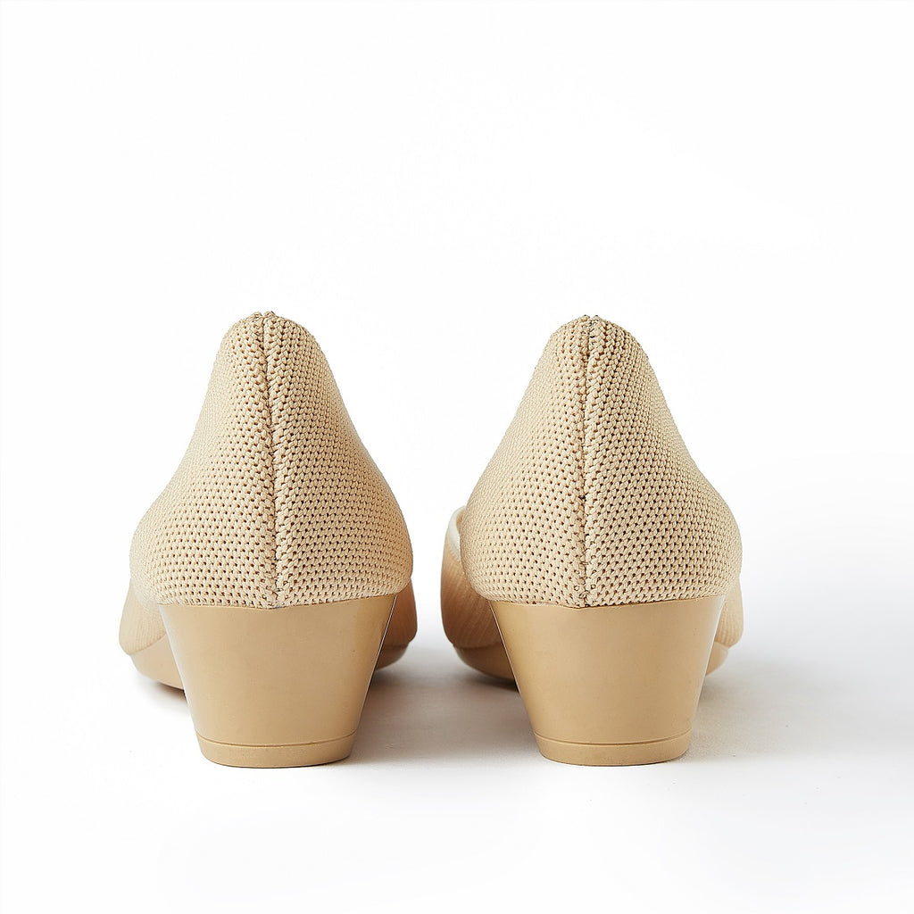 Malove Ladies' Colorblock Wedge Heel Pump 5762 Beige - Designer Shoes | 香港 House of Avenues 女é?