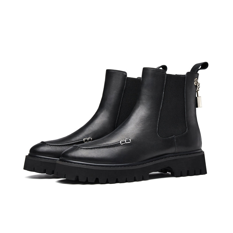 Silence Is Golden Ladies' Lock Chain Chelsea Booties 5723 Black - House of Avenues - Designer Shoes | 香港 | 女Ã? House of Avenues