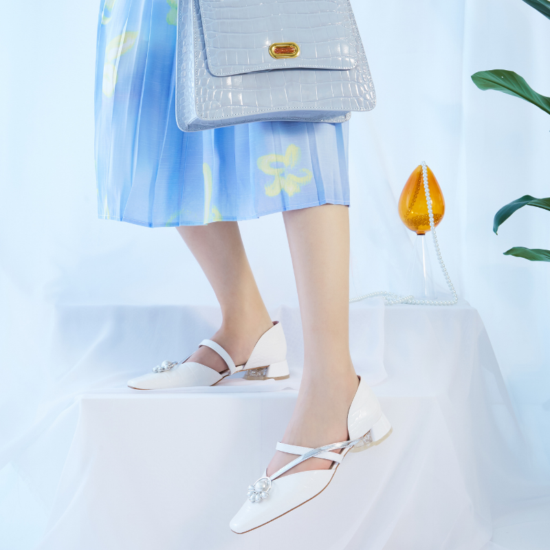 Croco Print Low Heel Mule 5641 White - House of Avenues - Designer Shoes | 香港 | 女Ã? House of Avenues