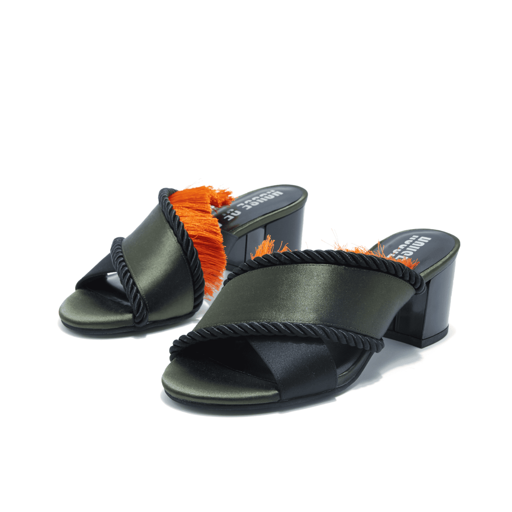 ARTISANAL EMBRACE TASSEL SANDAL 4471 - House of Avenues - Designer Shoes | 香港 | 女Ã? House of Avenues