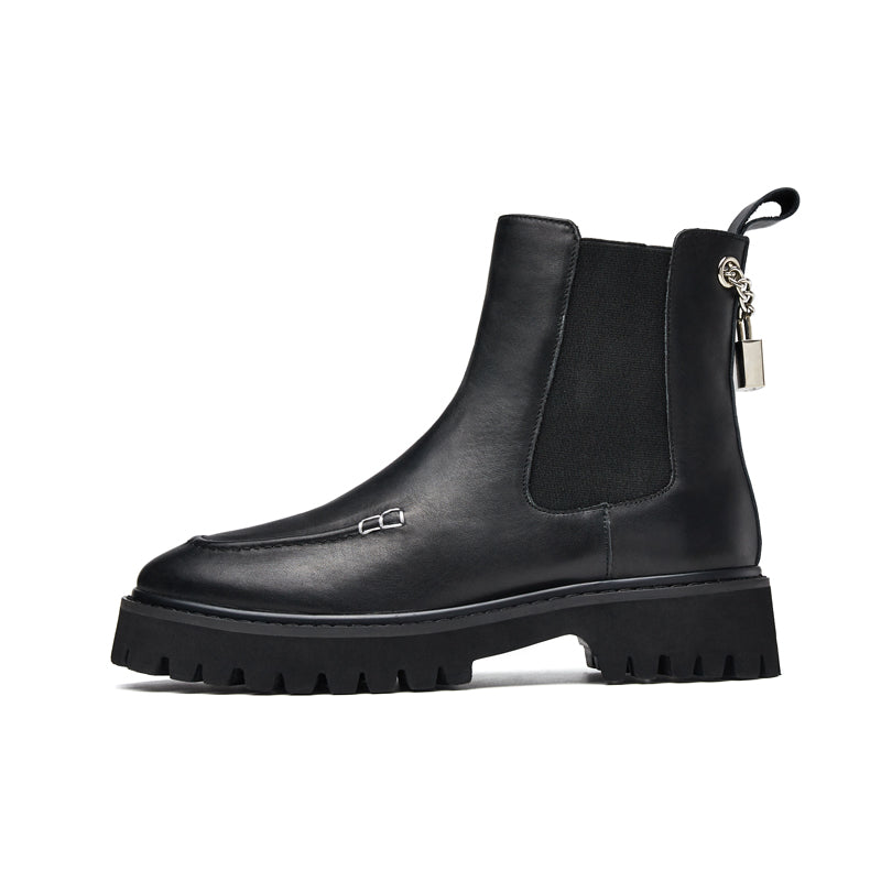 Silence Is Golden Ladies' Lock Chain Chelsea Booties 5723 Black - House of Avenues - Designer Shoes | 香港 | 女Ã? House of Avenues