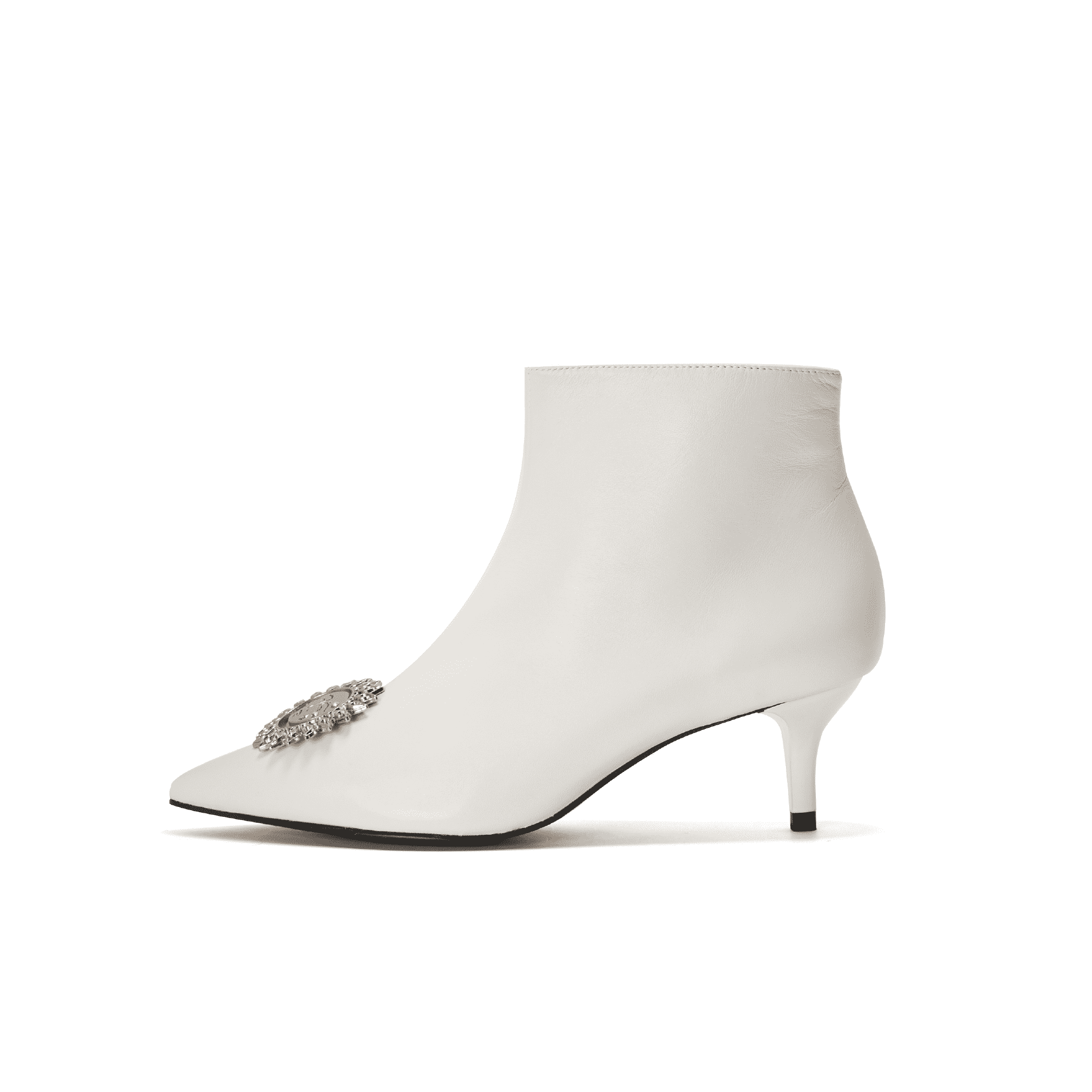 White kitten 2025 heel boots