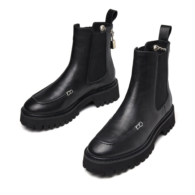Silence Is Golden Ladies' Lock Chain Chelsea Booties 5723 Black - House of Avenues - Designer Shoes | 香港 | 女Ã? House of Avenues