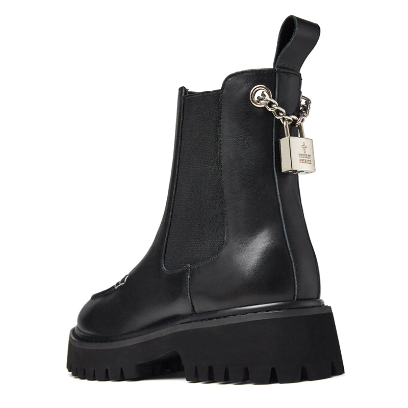 Silence Is Golden Ladies' Lock Chain Chelsea Booties 5723 Black - House of Avenues - Designer Shoes | 香港 | 女Ã? House of Avenues