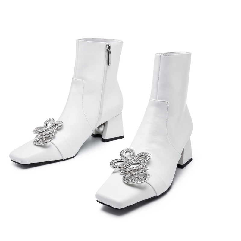 Ladies Square Toe with Metal Brooch Bootie 5553 White - House of Avenues - Designer Shoes | 香港 | 女Ã? House of Avenues
