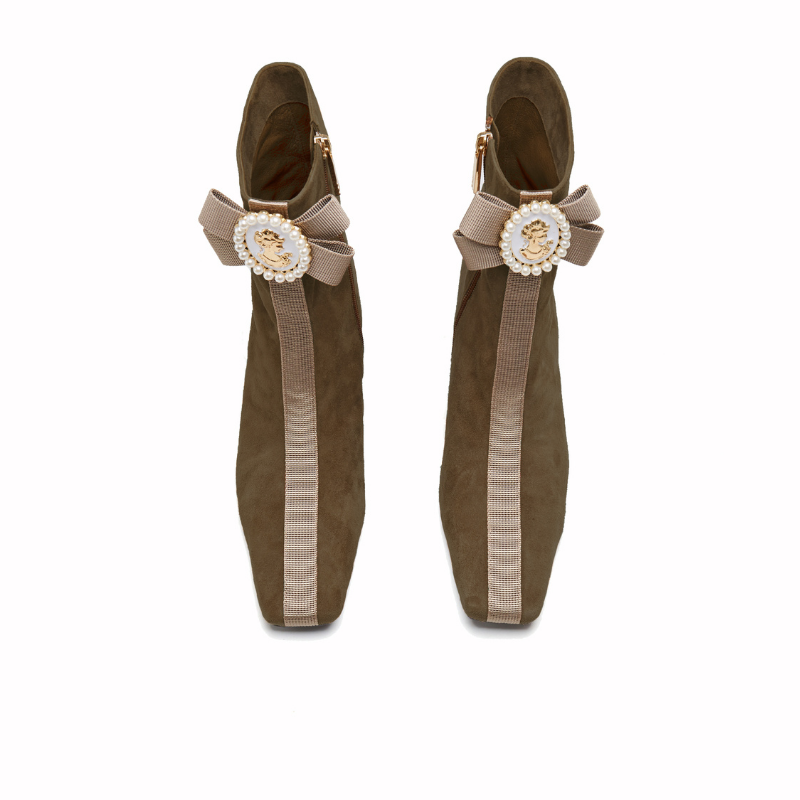 Ladies Ribbon Brooch Square Toe Bootie 5556 Taupe - House of Avenues - Designer Shoes | 香港 | 女Ã? House of Avenues