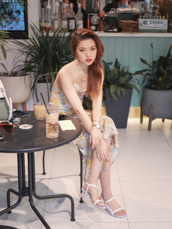 Ladies Allover Print Vase Heel Sandal 5513 Light Blue - Designer Shoes | 香港 House of Avenues 女Ã?